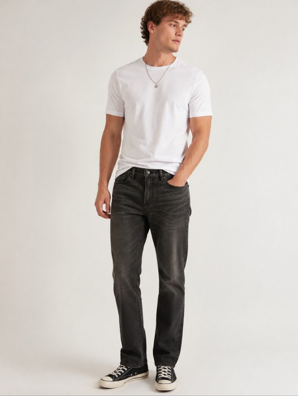 ❤️ EXPRESS CLASSIC STRAIGHT LEG JEANS, 33